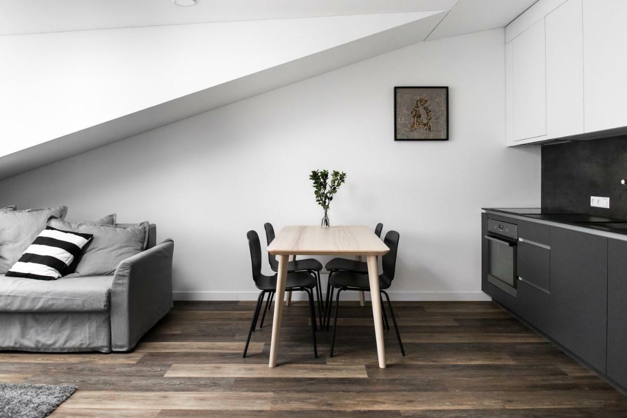 Deluxe Apartments By Hostlovers Kaunas Exterior photo